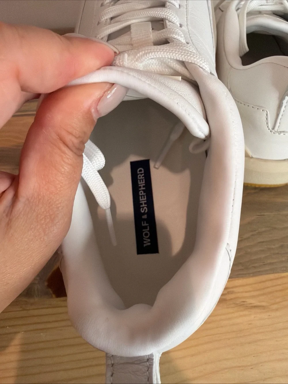 White Low-Top Women's Sneakers with Cream Sole